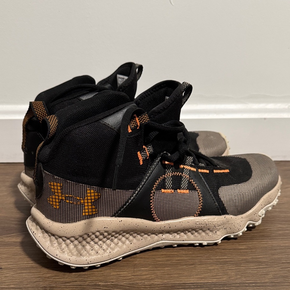 Under Armour Black and Tan Athletic Shoes - Picture 3 of 10